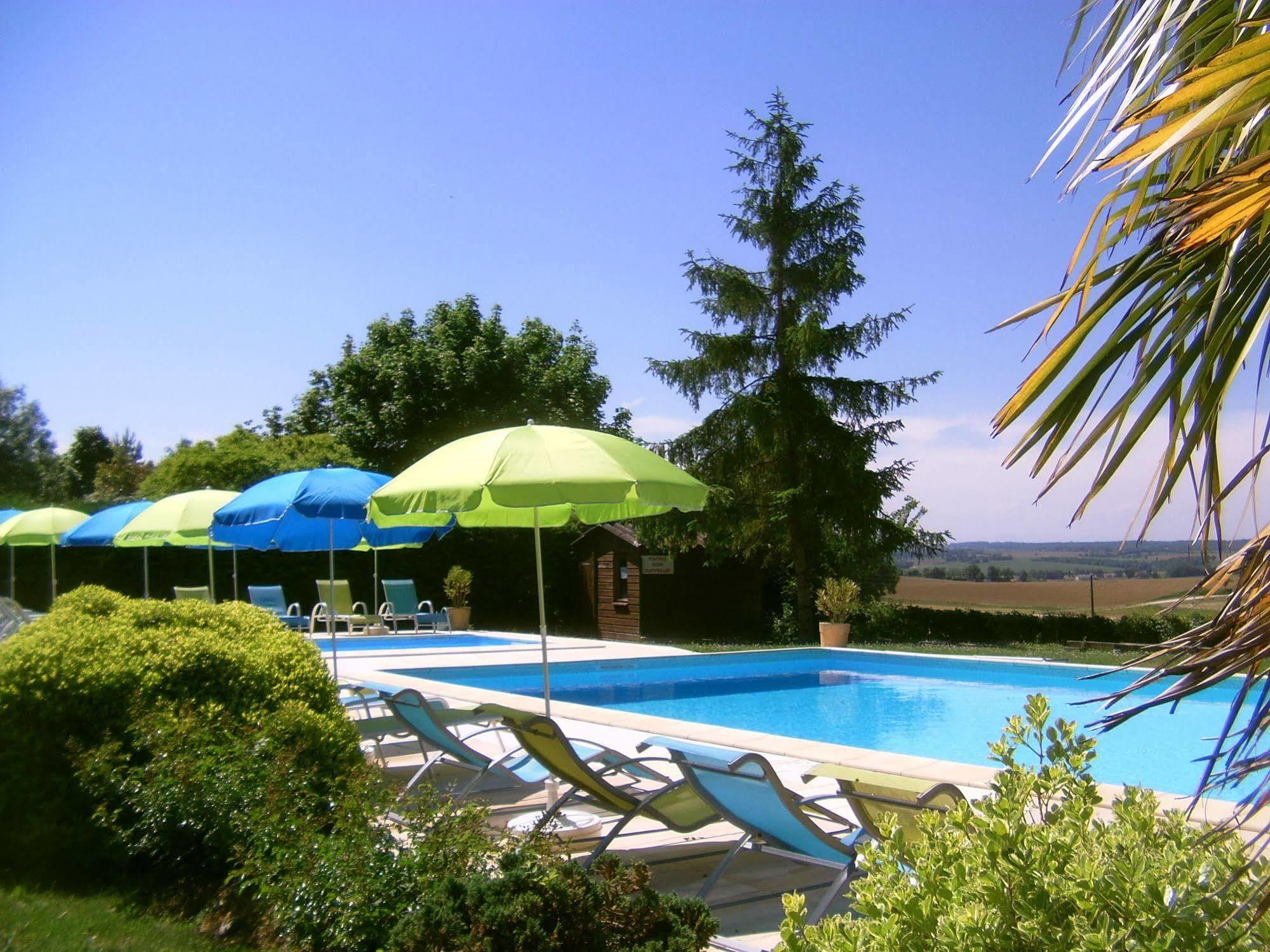 Les Chalets Des Mousquetaires Mirepoix  Ngoại thất bức ảnh