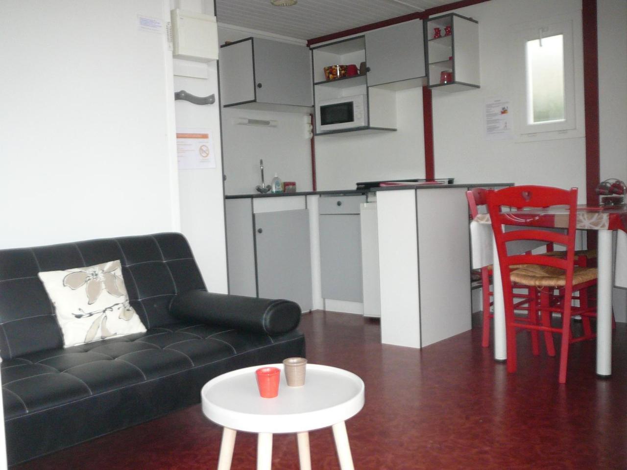 Les Chalets Des Mousquetaires Mirepoix  Ngoại thất bức ảnh